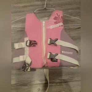 Girls Stearns Life Vest  30-50 lbs